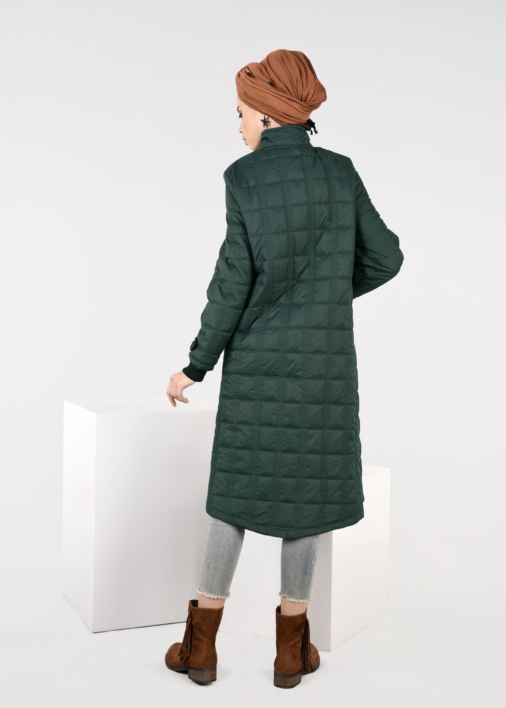 Tesettür giyim HAKİ ARMALI ŞİŞME KABAN 9308 