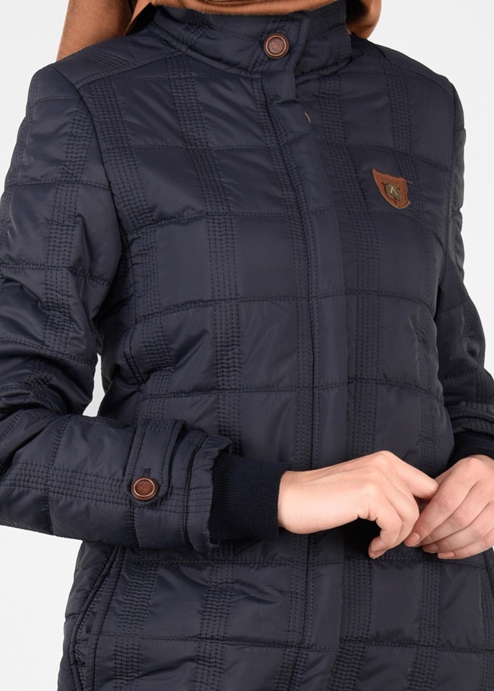 Tesettür giyim LACİVERT ARMALI ŞİŞME KABAN 9308 