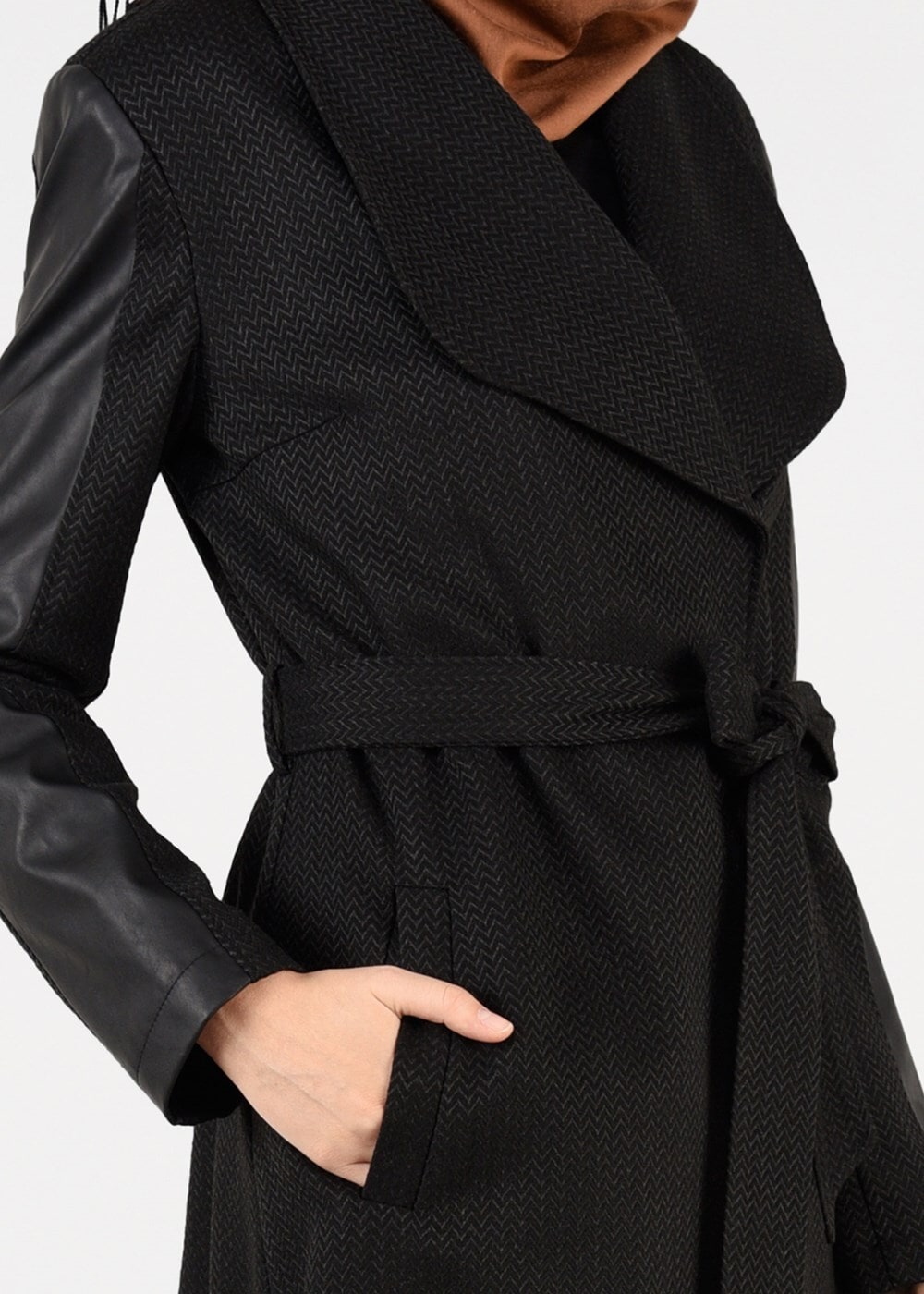 Tesettür giyim SİYAH KOLLARI DERİ DETAYLI KABAN 9470 