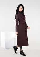 Tesettür giyim BORDO KOLLARI DERİ DETAYLI KABAN 9470 