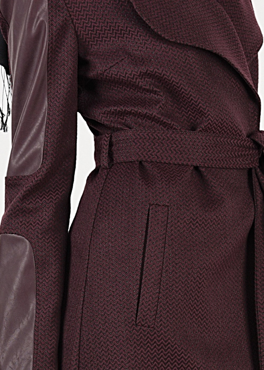 Tesettür giyim BORDO KOLLARI DERİ DETAYLI KABAN 9470 