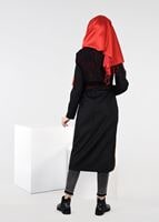 Tesettür giyim SİYAH FERMUARLI JAKAR KEÇE KABAN 9495