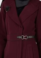 Tesettür giyim BORDO KAPÜŞONLU DÜĞMELİ KABAN 9497