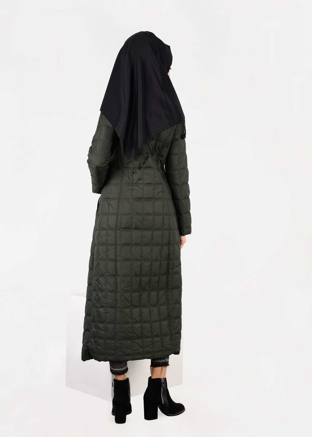 Tesettür giyim HAKİ KARE KAPİTONE KABAN 9502