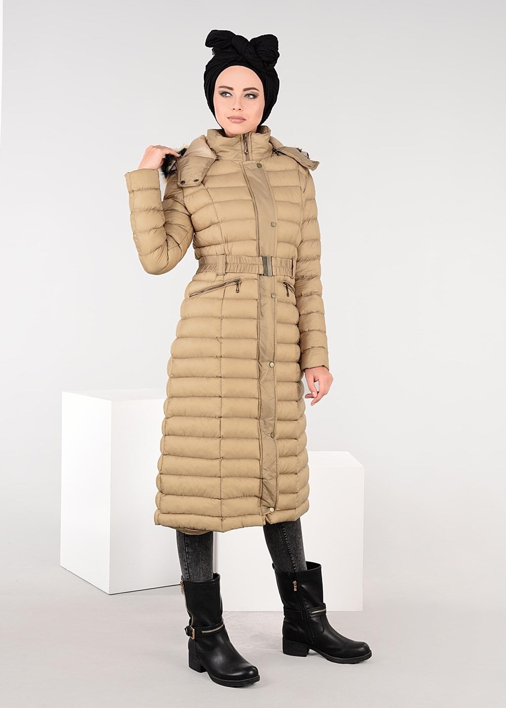 Tesettür giyim KAHVE KAPÜŞONLU ŞİŞME KABAN 9517 