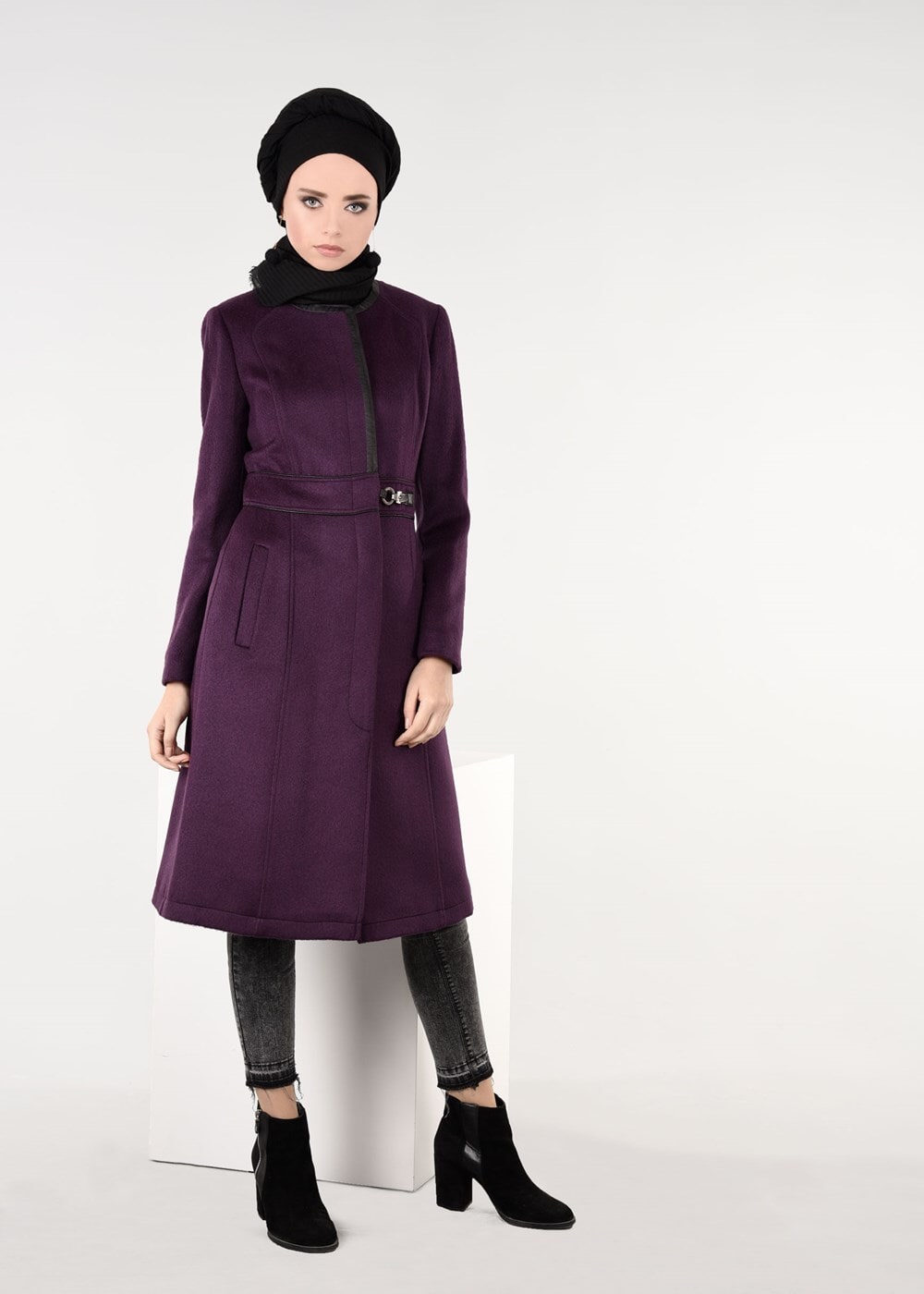 Tesettür giyim MOR BİSİKLET YAKA BİYELİ KABAN 9522 
