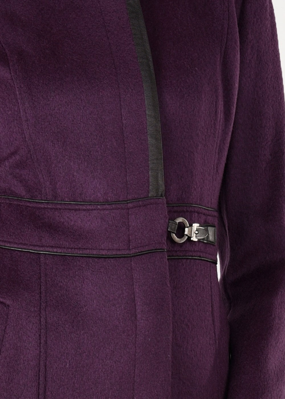 Tesettür giyim MOR BİSİKLET YAKA BİYELİ KABAN 9522 