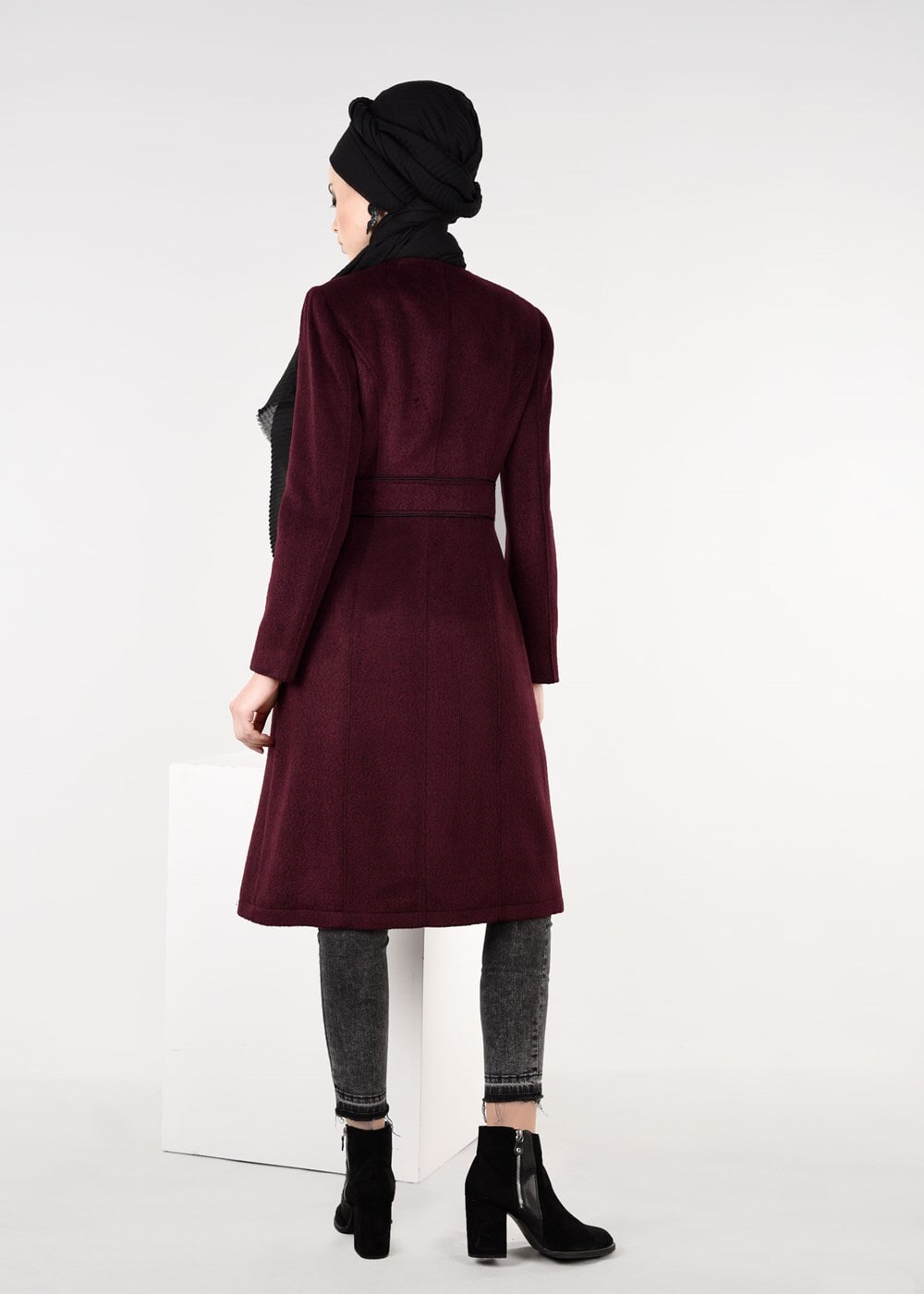 Tesettür giyim BORDO BİSİKLET YAKA BİYELİ KABAN 9522 