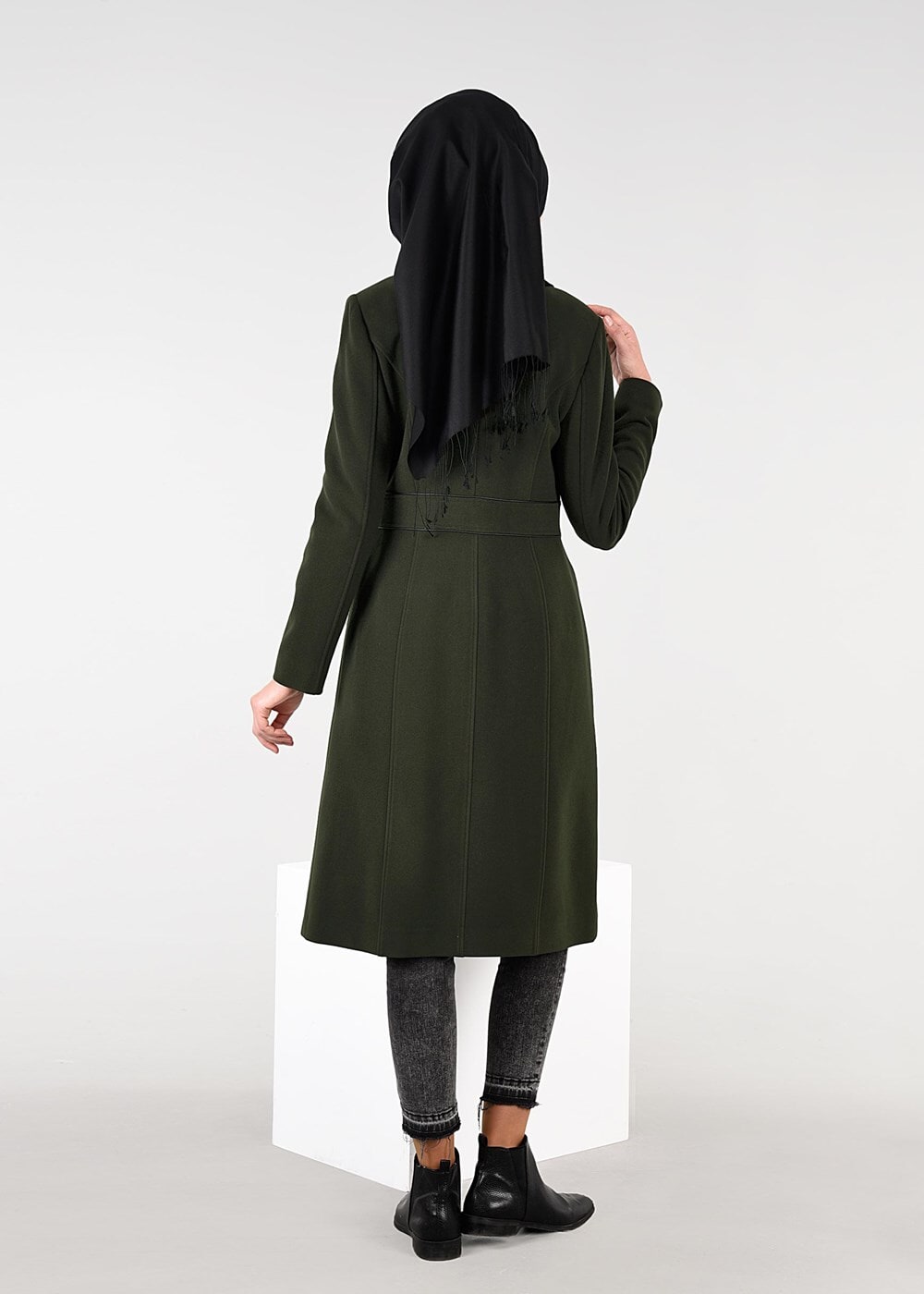 Tesettür giyim HAKİ KRUVAZE DÜĞMELİ KABAN 9528 