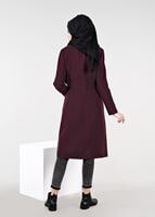 Tesettür giyim MÜRDÜM KRUVAZE DÜĞMELİ KABAN 9528 