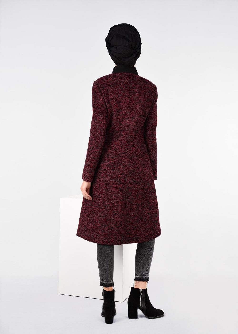 Tesettür giyim BORDO FERMUARLI KEÇE KABAN 9531