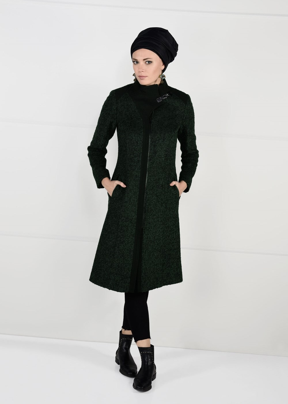 Tesettür giyim HAKİ FERMUARLI KEÇE KABAN 9531