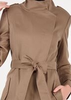 Tesettür giyim KAHVE BALIKÇI YAKA BELİ KUŞAKLI KABAN 9536 