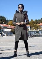 Tesettür giyim HAKİ KAPÜŞONU KÜRKLÜ TORBA CEP KABAN 9559 