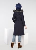 Tesettür giyim LACİVERT KAPÜŞONU KÜRKLÜ TORBA CEP KABAN 9559 