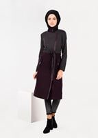 Tesettür giyim MÜRDÜM CEPLERİ FERMUARLI ÜST KISMI DESENLİ KABAN 9561