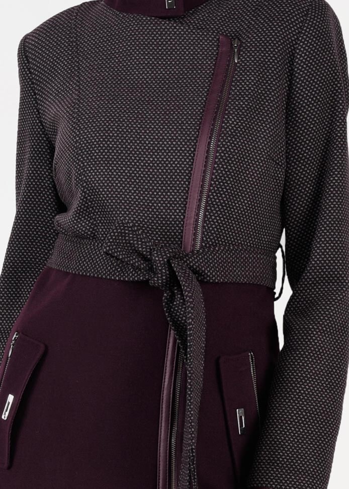 Tesettür giyim MÜRDÜM CEPLERİ FERMUARLI ÜST KISMI DESENLİ KABAN 9561