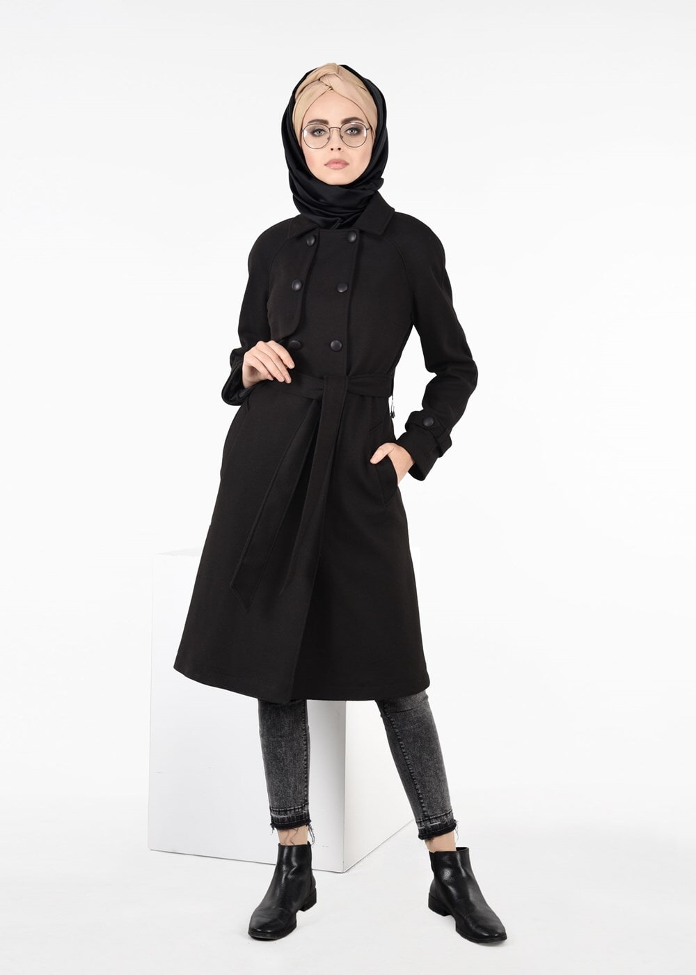 Tesettür giyim SİYAH KRUVAZE KUŞAKLI KABAN 9563 