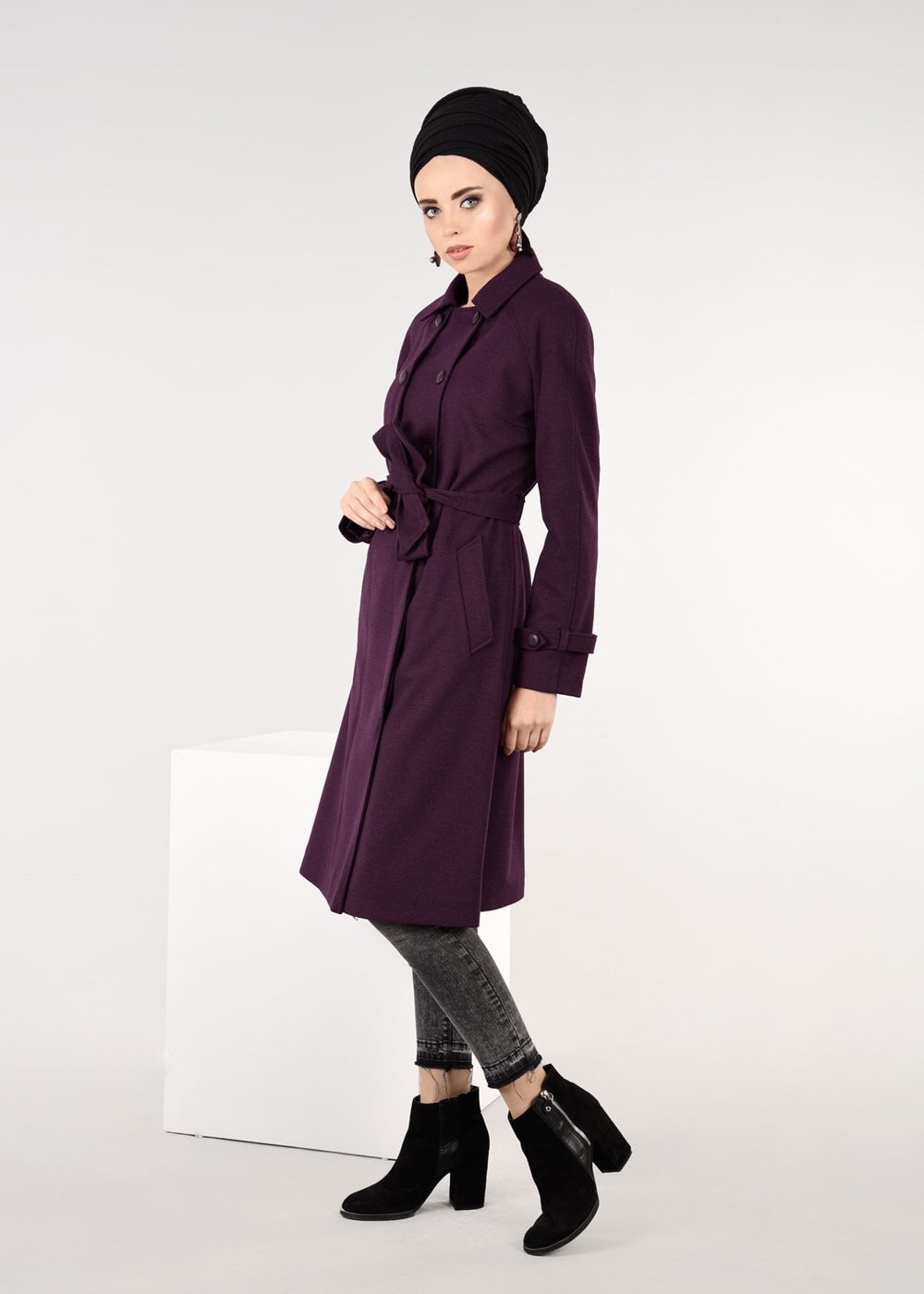 Tesettür giyim MÜRDÜM KRUVAZE KUŞAKLI KABAN 9563 