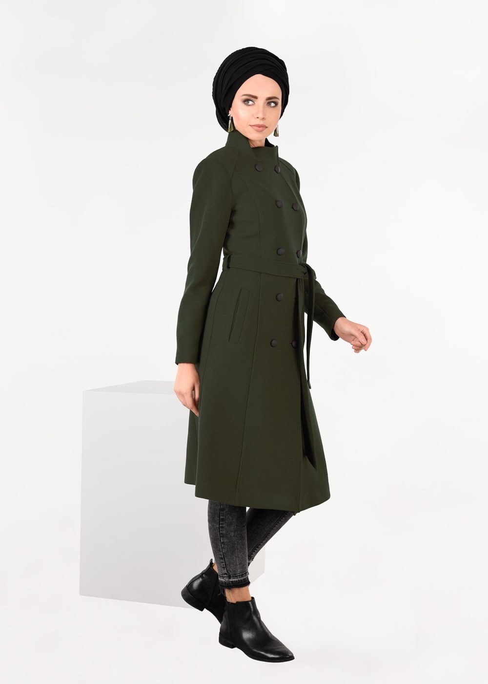 Tesettür giyim HAKİ DÜĞMELİ BALIKÇI YAKA KABAN 9564