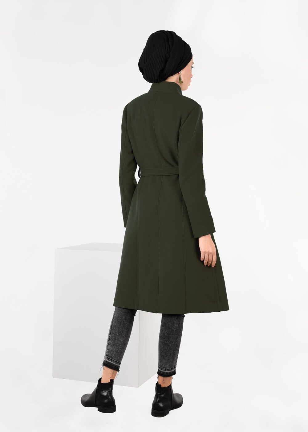 Tesettür giyim HAKİ DÜĞMELİ BALIKÇI YAKA KABAN 9564