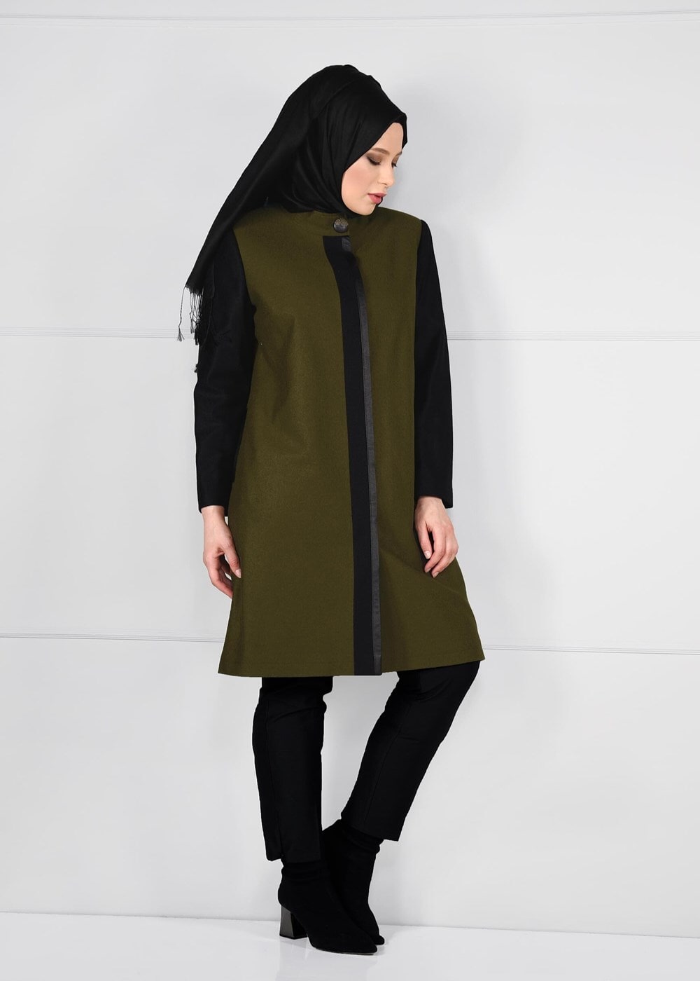 Hijab clothing GREEN FRONTAL-STRIPPED DOUBLE-COLOR WALKER COAT 9565 