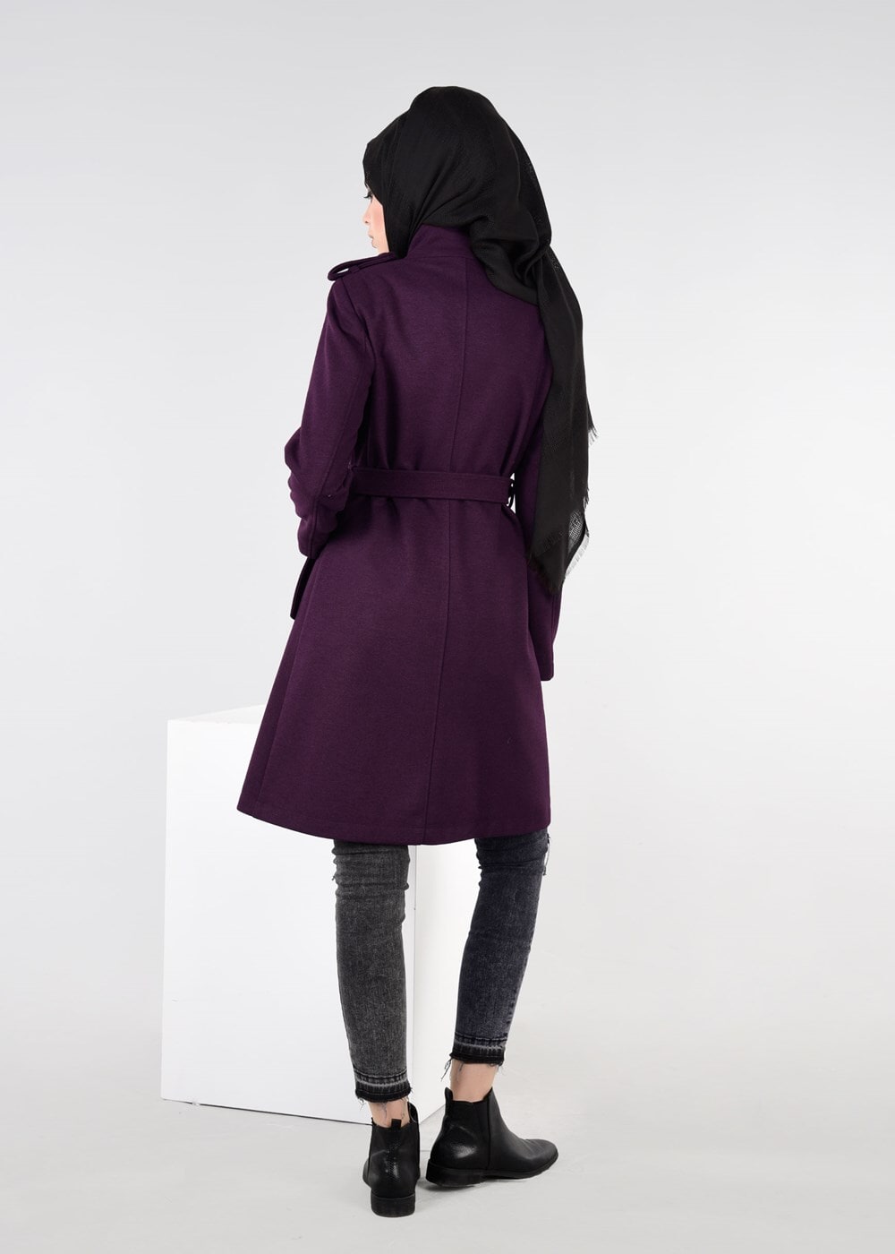 Tesettür giyim MÜRDÜM KEMERLİ APOLET DETAYLI KABAN  9584