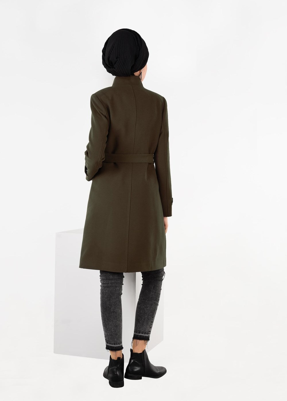 Tesettür giyim HAKİ CEPLİ KEMERLİ BALIKÇI YAKA KABAN 9585 