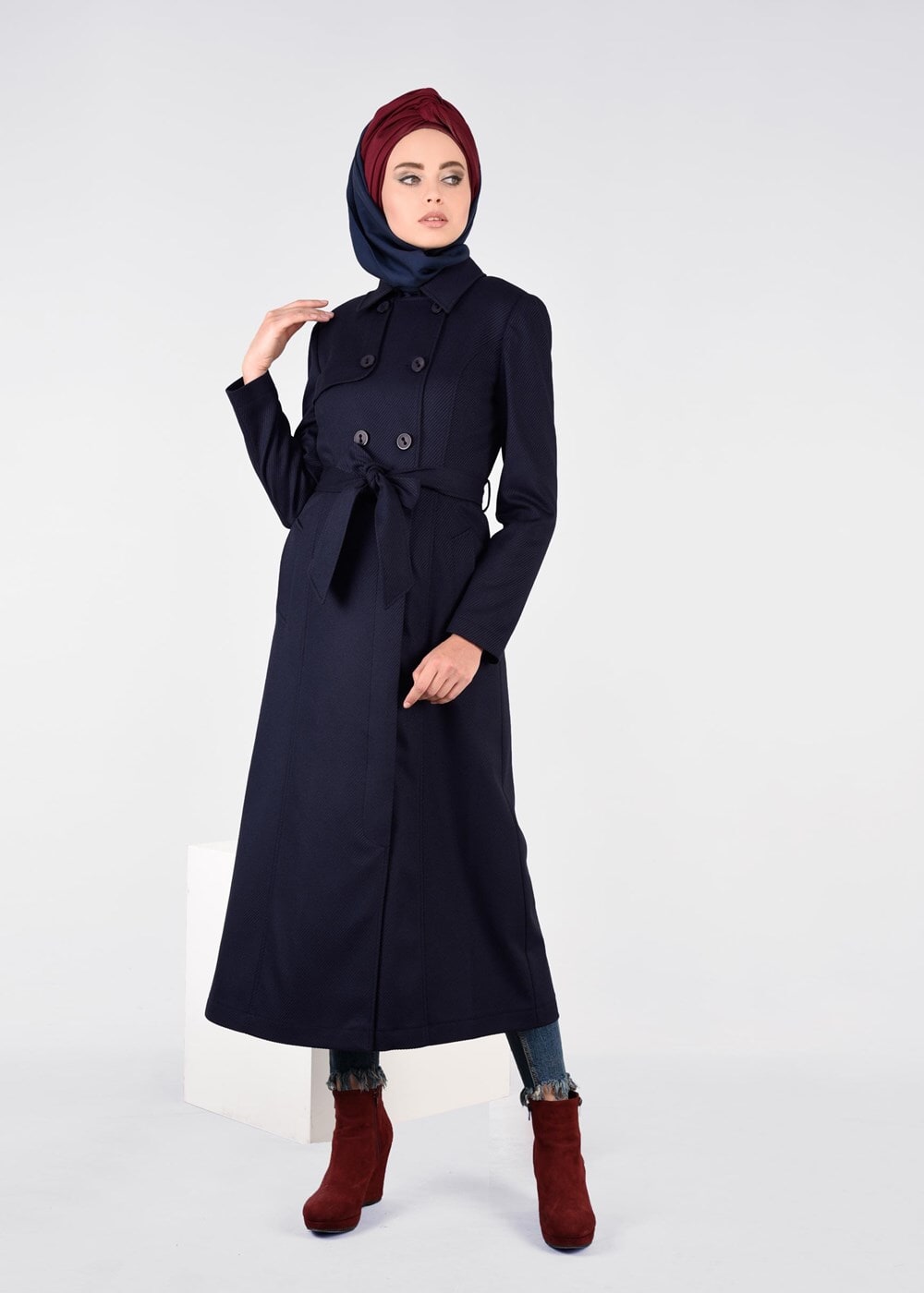 Tesettür giyim LACİVERT KRUVAZE KEMERLİ DÜĞMELİ KABAN 9586 