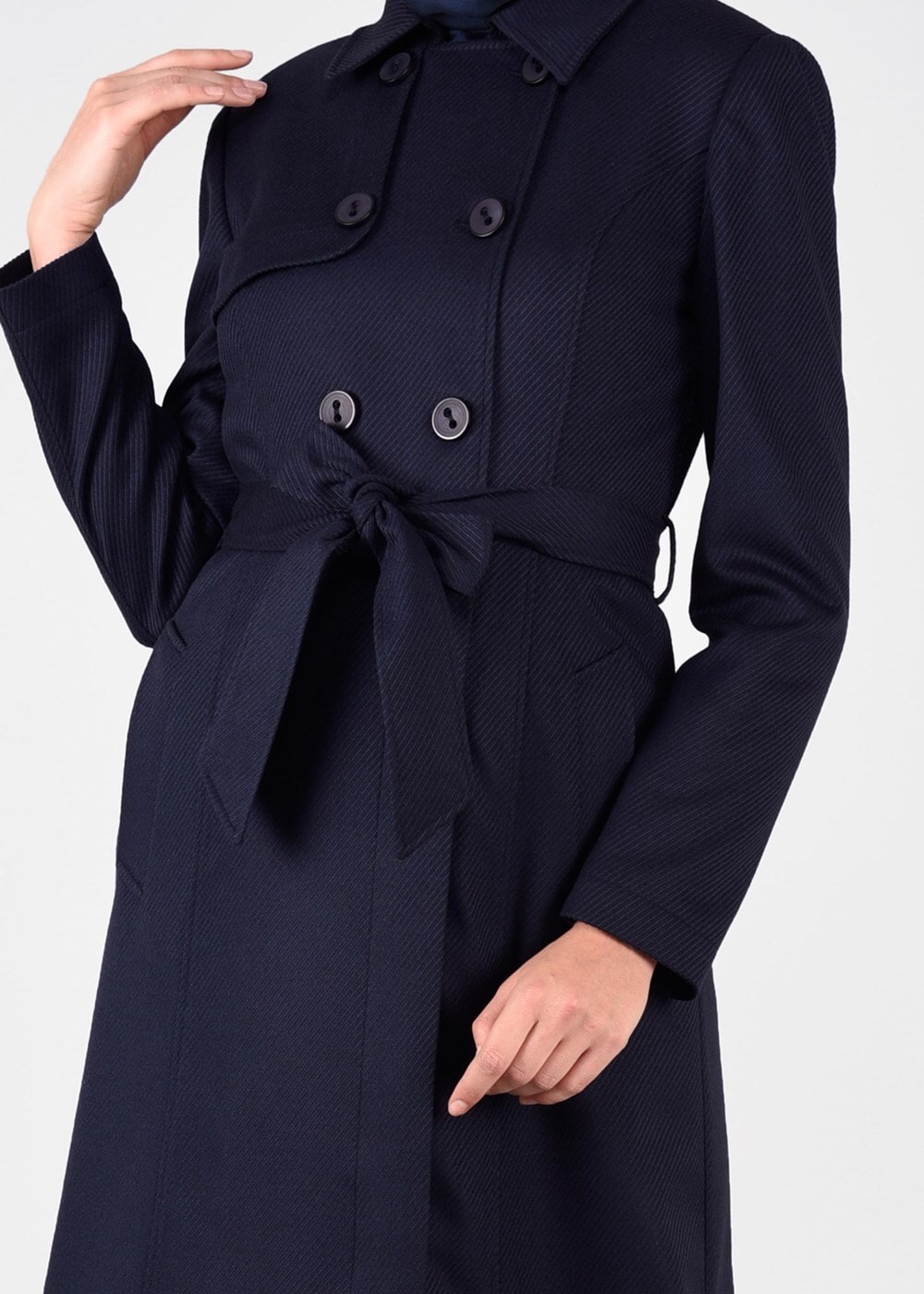 Tesettür giyim LACİVERT KRUVAZE KEMERLİ DÜĞMELİ KABAN 9586 