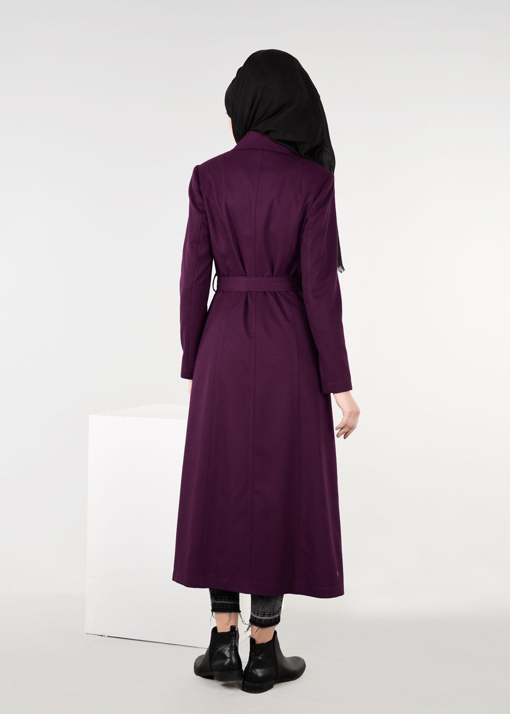 Tesettür giyim MOR KRUVAZE KEMERLİ DÜĞMELİ KABAN 9586 