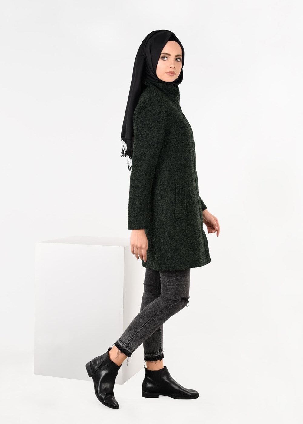 Tesettür giyim HAKİ BALIKÇI YAKA KEÇE KABAN 9595 