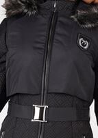 Tesettür giyim SİYAH ARMA DETAYLI KAPÜŞONLU KAPİTONE KABAN 9597 