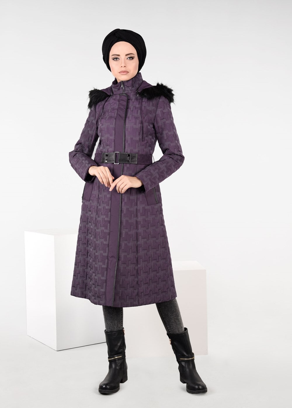 Tesettür giyim MÜRDÜM DESENLİ KEMERLİ KAPÜŞONLU KABAN 9598 