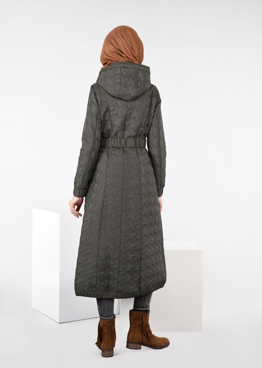 Tesettür giyim HAKİ KEMERLİ KAPÜŞONLU KABAN 9600 