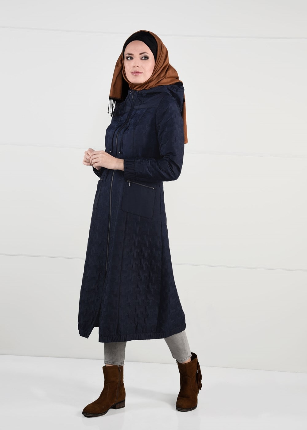Tesettür giyim LACİVERT KEMERLİ KAPÜŞONLU KABAN 9600 