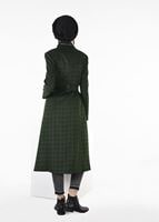 Tesettür giyim YEŞİL BELİ KUŞAKLI KAZAYAĞI DESENLİ KABAN 9605 