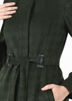 Tesettür giyim YEŞİL BELİ KUŞAKLI KAZAYAĞI DESENLİ KABAN 9605 