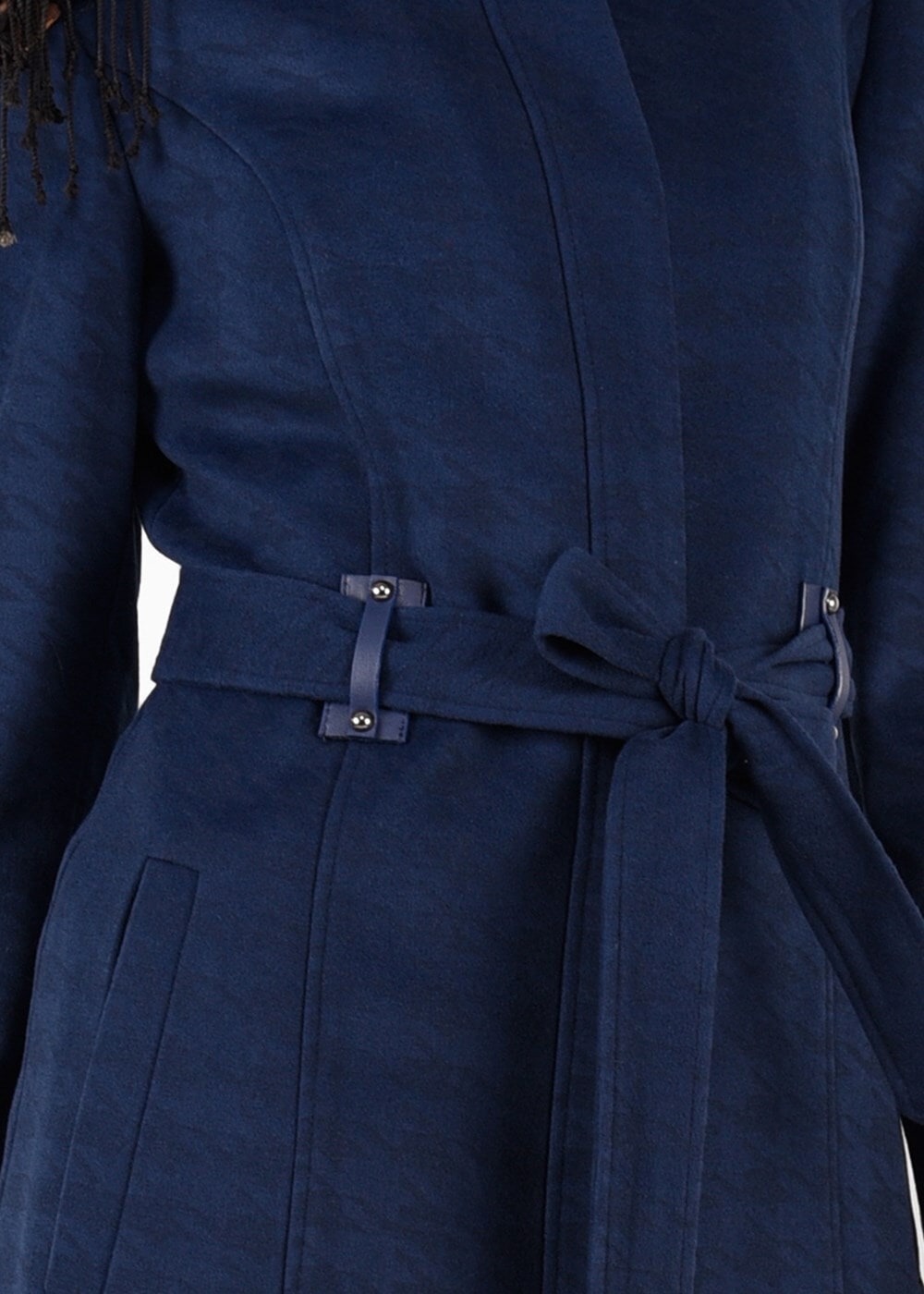 Tesettür giyim LACİVERT BELİ KUŞAKLI KAZAYAĞI DESENLİ KABAN 9605 