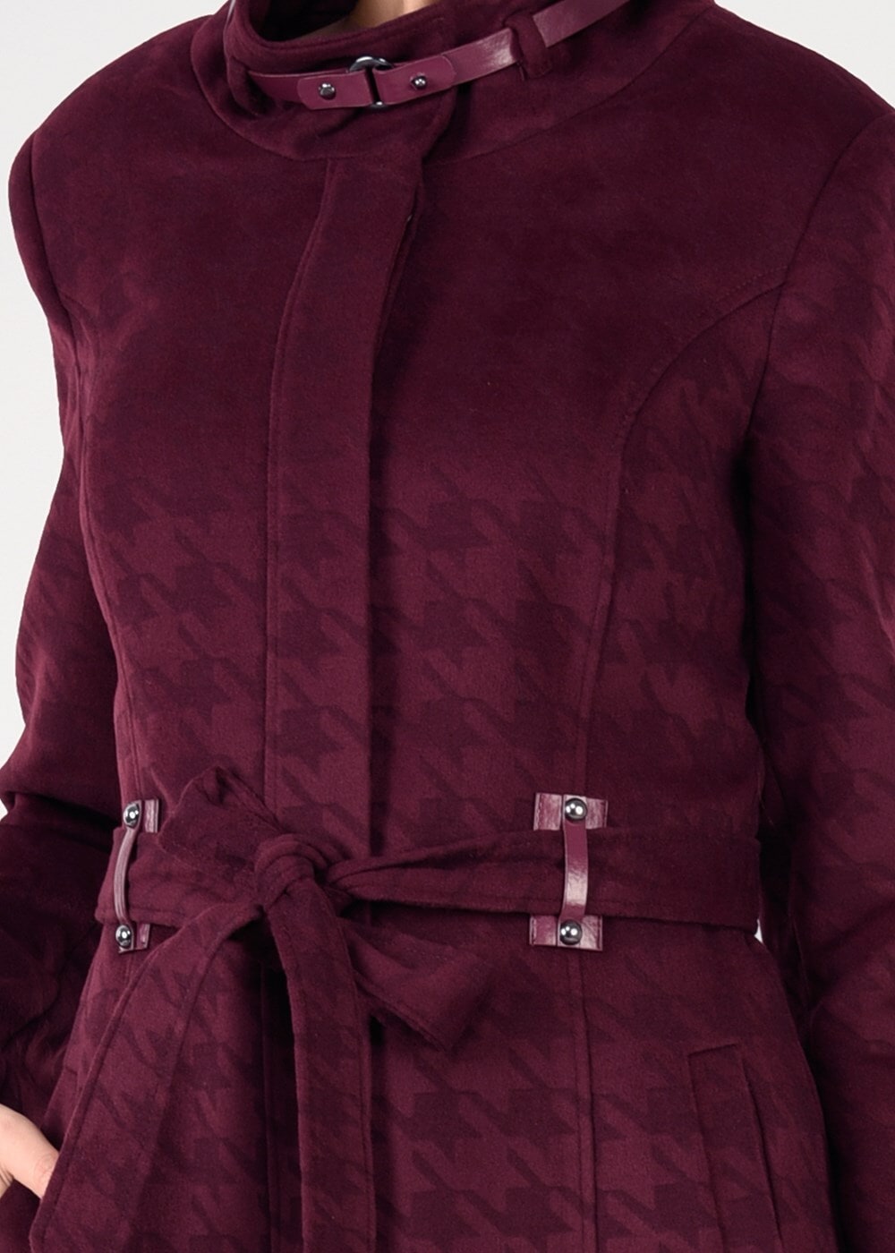 Tesettür giyim MÜRDÜM BELİ KUŞAKLI KAZAYAĞI DESENLİ KABAN 9605 