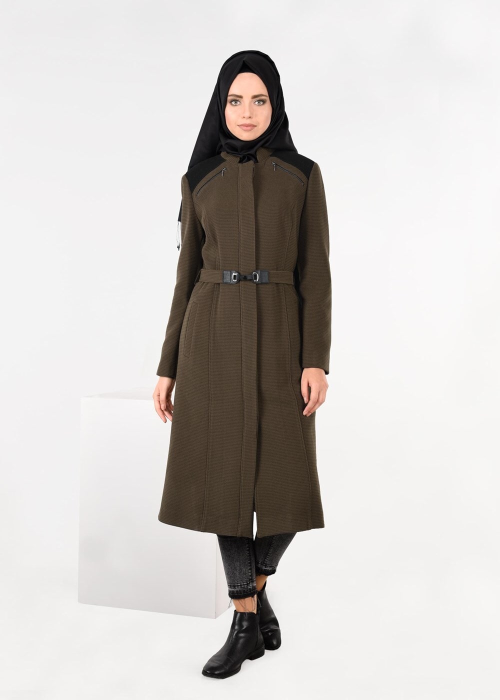 Tesettür giyim VİZON HAKİM YAKA FERMUAR DETAYLI KABAN 9608 