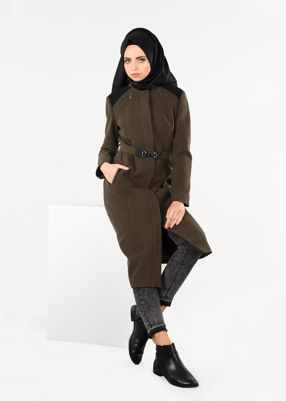 Tesettür giyim VİZON HAKİM YAKA FERMUAR DETAYLI KABAN 9608 