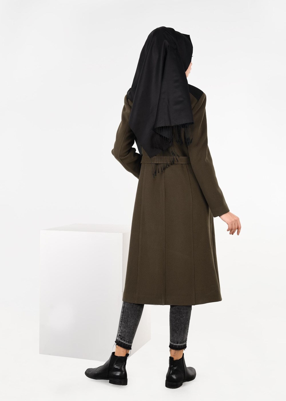 Tesettür giyim VİZON HAKİM YAKA FERMUAR DETAYLI KABAN 9608 