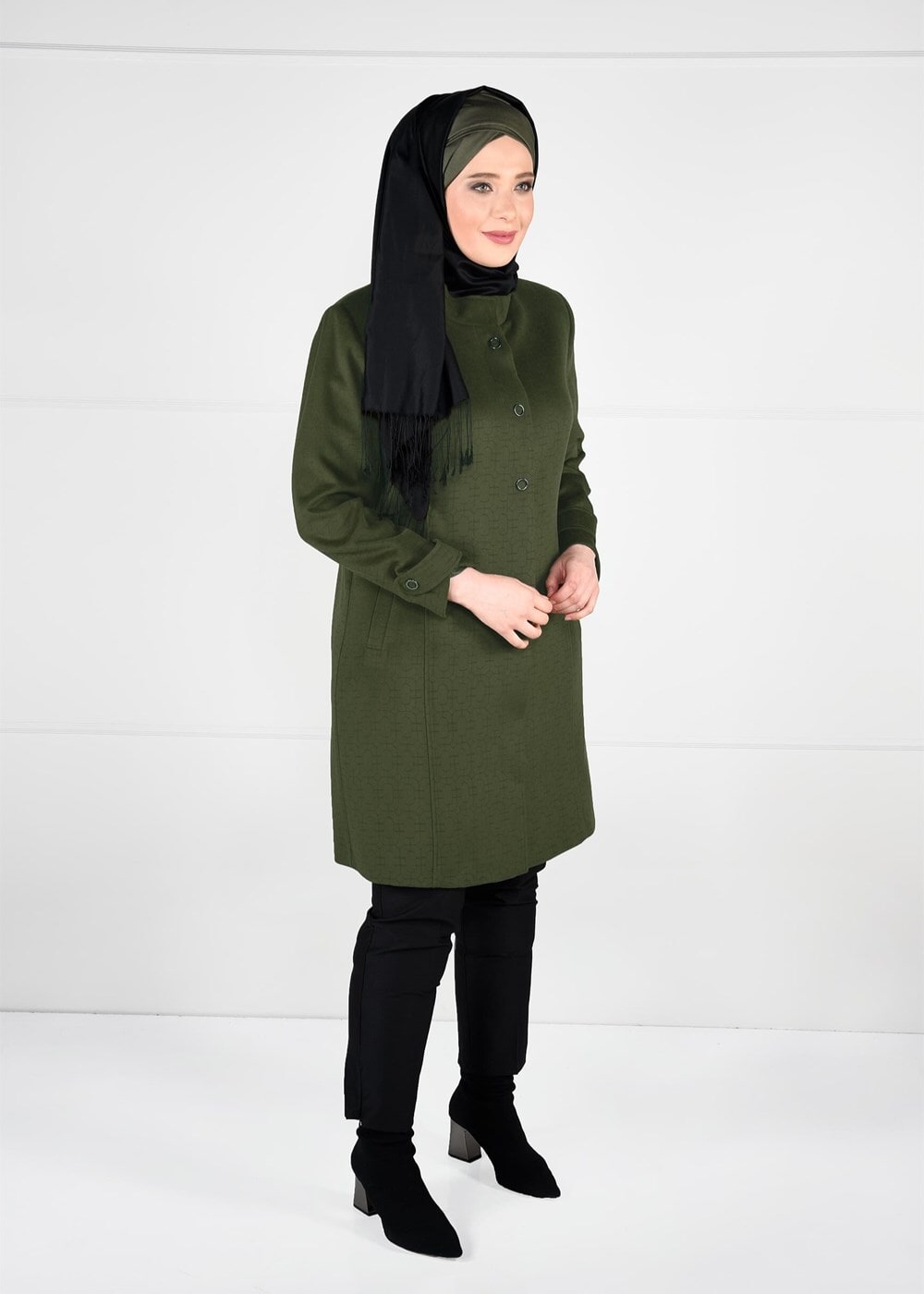 Hijab clothing GREEN GROMMET DETAILED WALKER COAT 9610