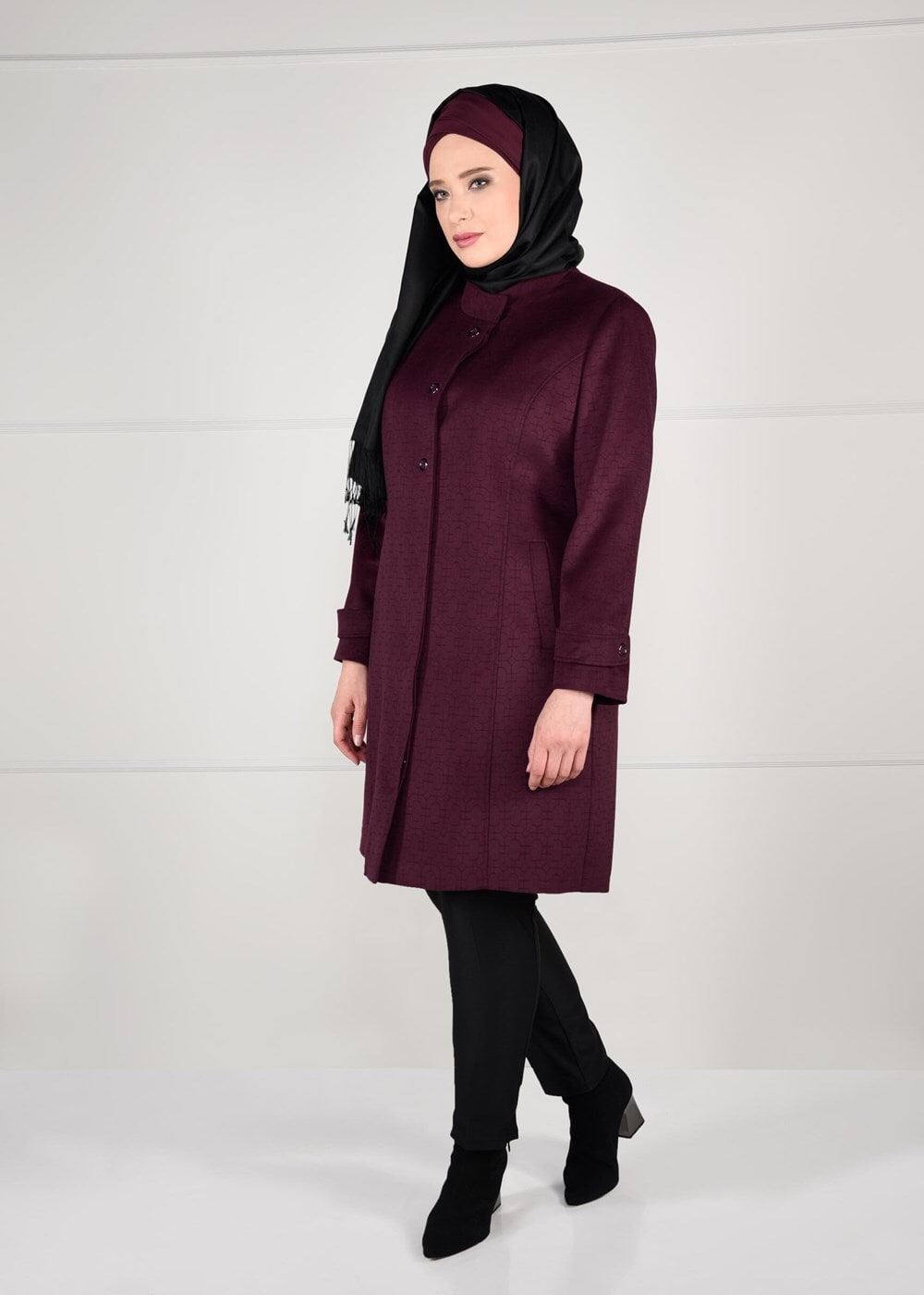 Vêtements hijab PRUNE MANTEAU EN LAINE À ŒILLETS 9610 