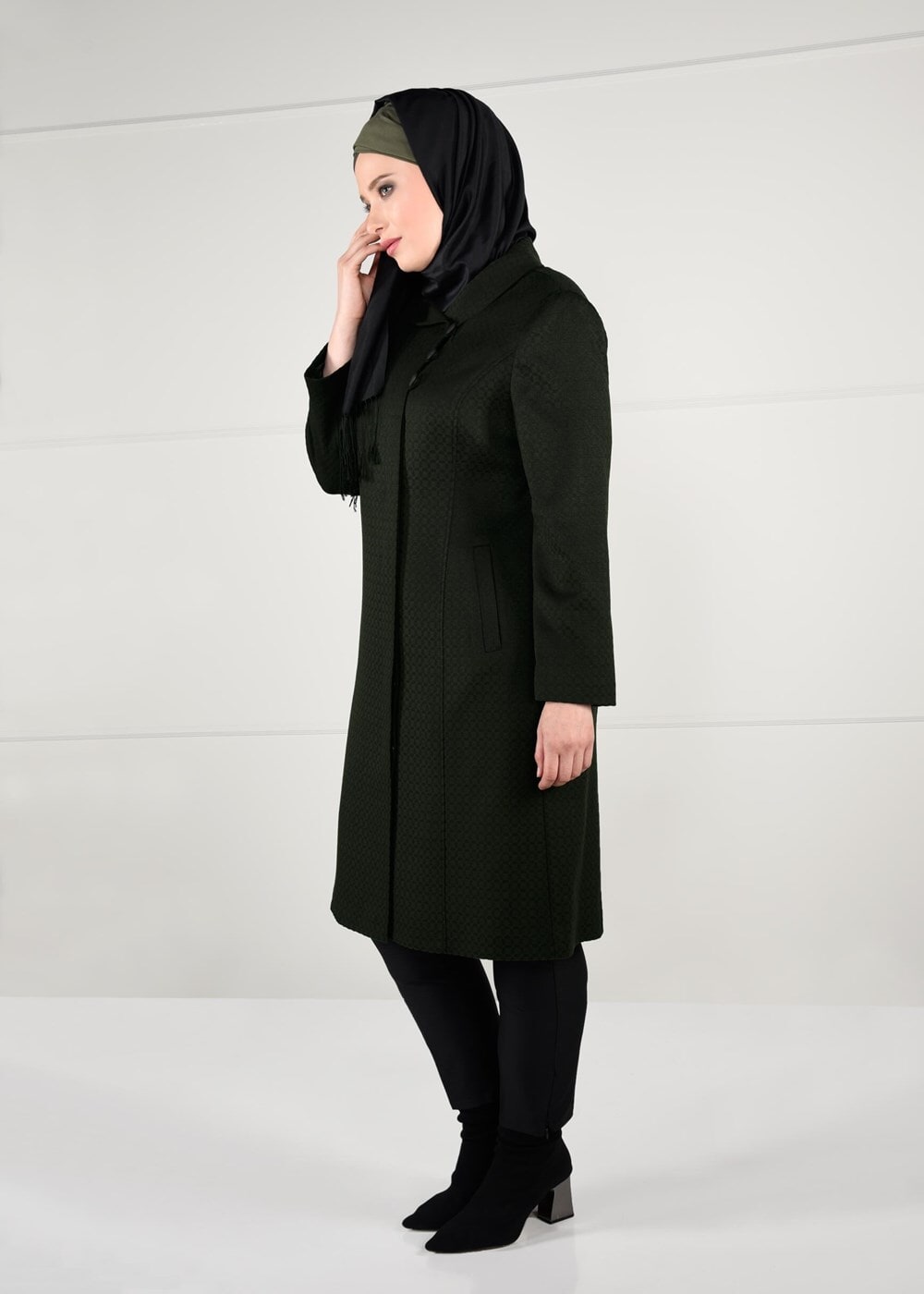 Vêtements hijab KAKI MANTEAU EN LAINE À BOUTONÉ 9611