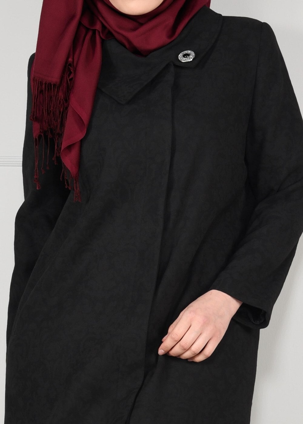 Hijab clothing BLACK BROOCH DETAILED WALKER COAT 9618 