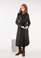 Tesettür giyim HAKİ KARE KAPİTONE ŞİŞME KABAN 9621