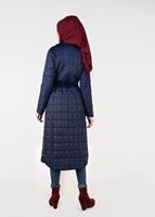 Tesettür giyim LACİVERT KARE KAPİTONE ŞİŞME KABAN 9621