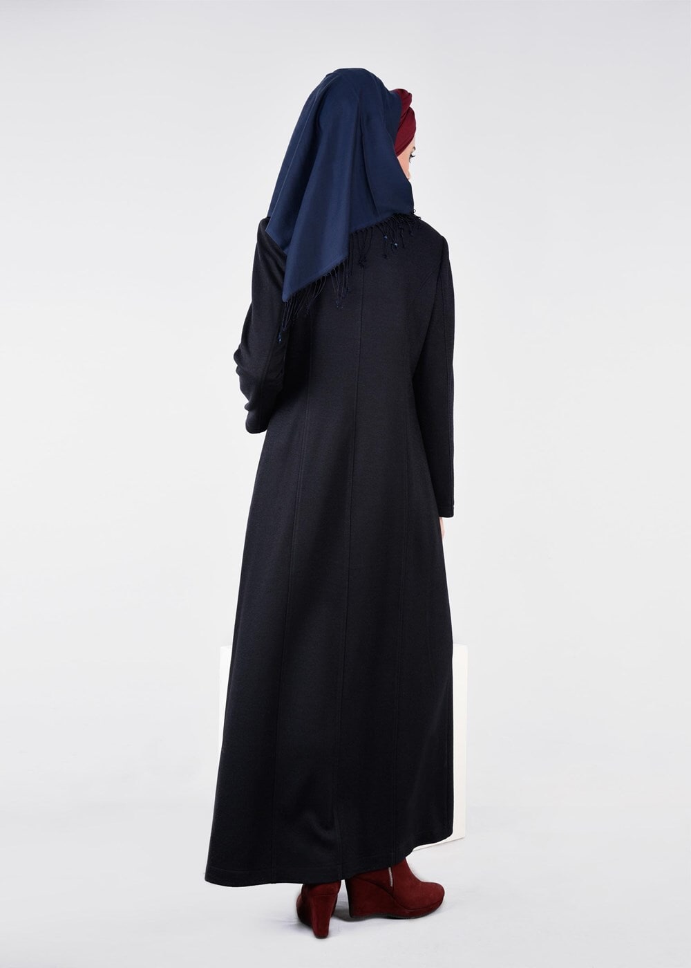 Tesettür giyim LACİVERT CEP DETAYLI BİYELİ MANTO 9589